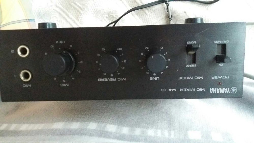 Кубе, калъф, микрофон за хармоника, предусилвател за микрофон