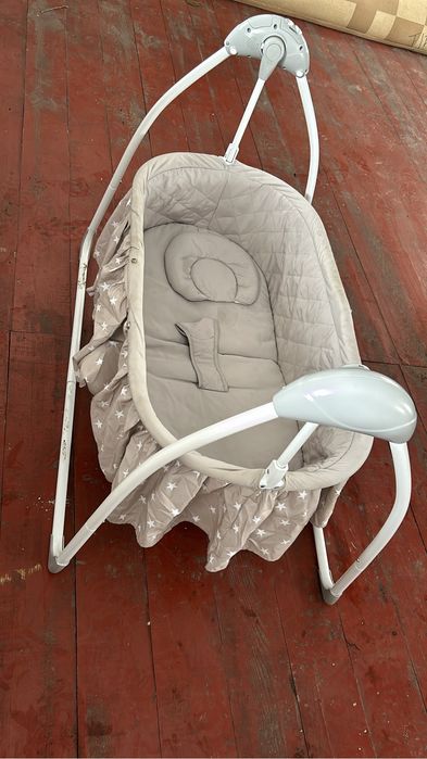 детское кресло качалка-автоматическое