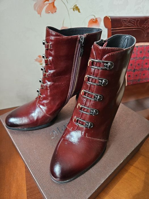 Продам ботильоны женские 38 размер
