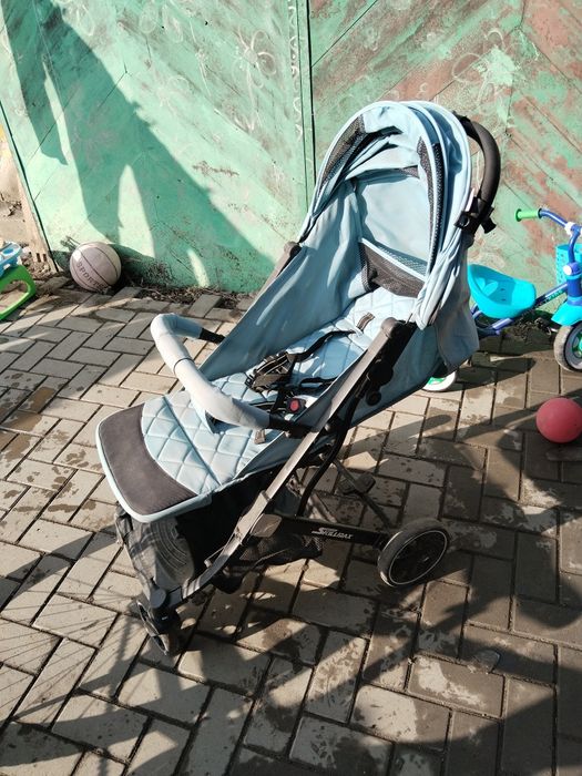 Продам детскую коляску
