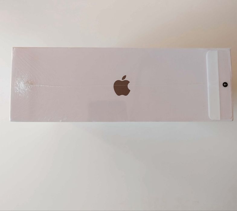 Неразопаковани Airpods Max Space Gray with Black Headband