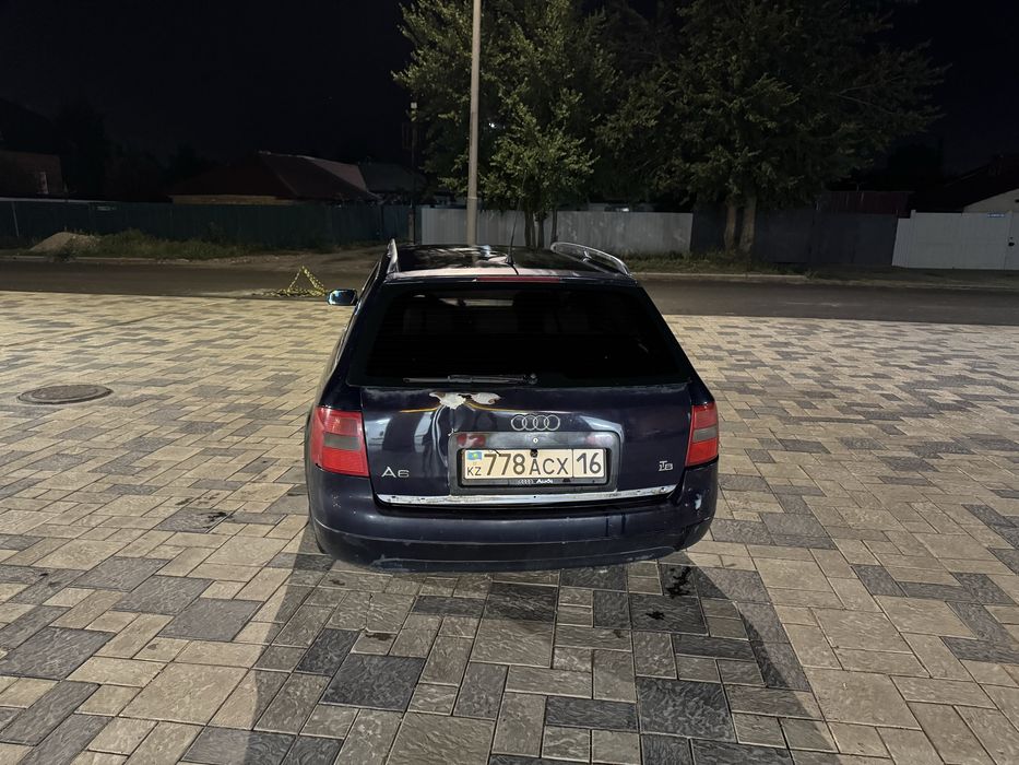 Ауди а6 с5 2001 год