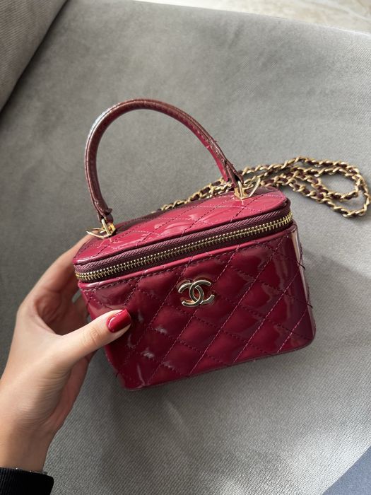 C*H*A*N*E*L bag