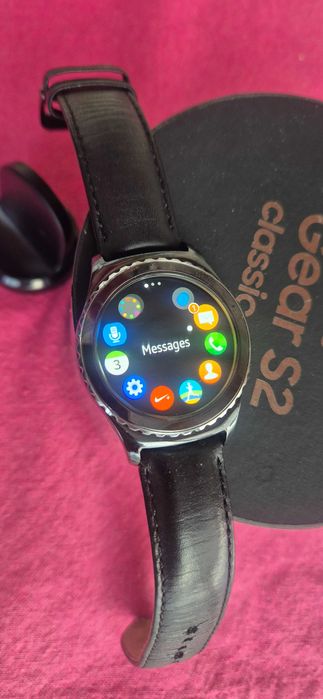 Samsung Gear S2 - смарт часовник