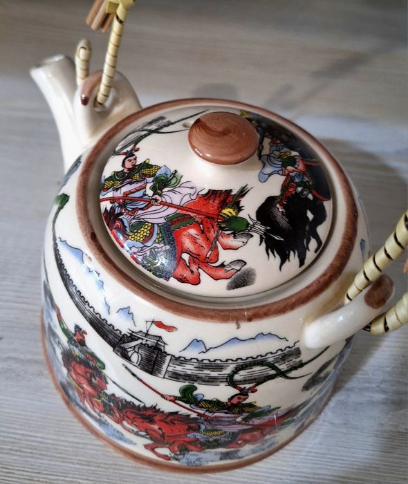 Керамический чайник