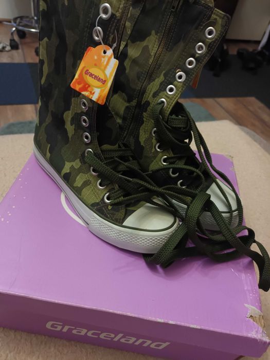 Sneakeri camuflaj damă