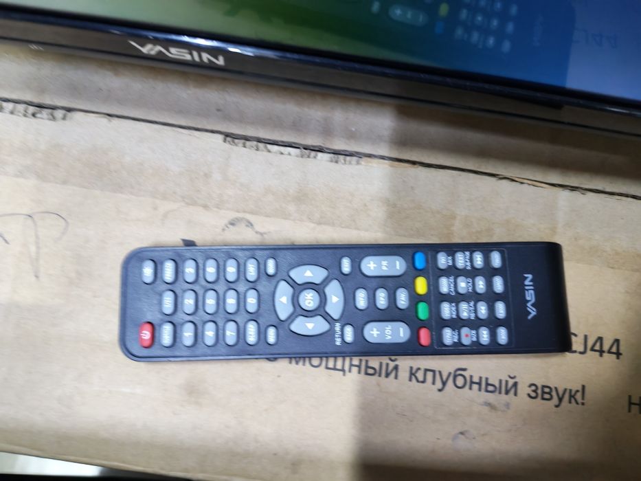 Телевизор YASYN 32 дюймов без смарт