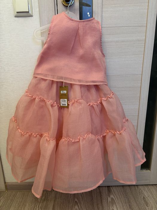 Продам платье детское белое