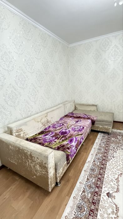 Диван угловой б/у