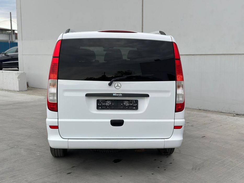 # Mercedes Vito 9 locuri #