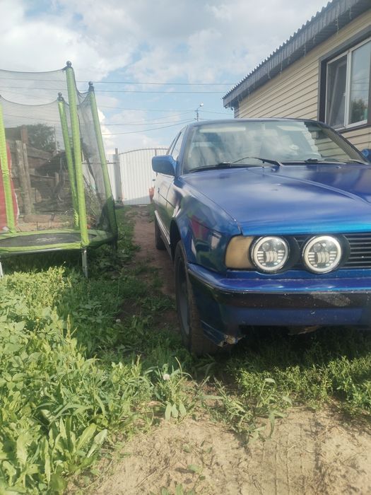 Продам бмв e34 525i