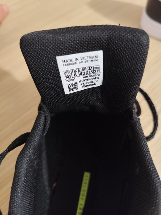 Adidasi Reebok noi