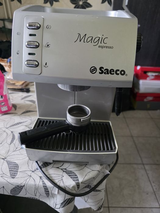 Продавам кафе машина  Saeco