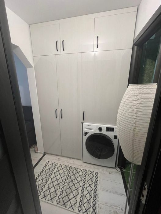 Vând apartament 3 camere in Berca