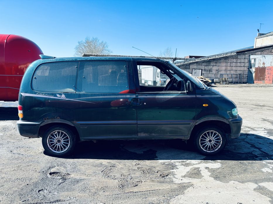 Продам Ниссан Сирена