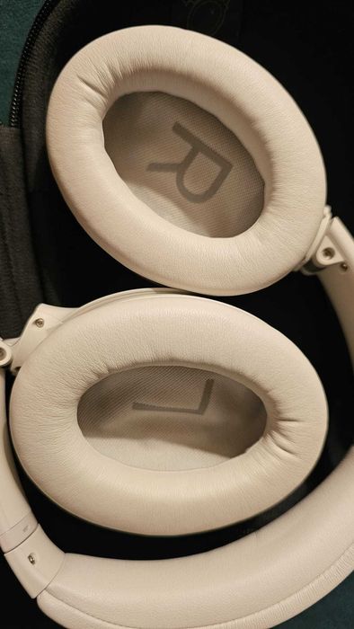 CASTI BOSE QuietComfort Headset Wired & Wireless Bluetooth 5.1 Bej