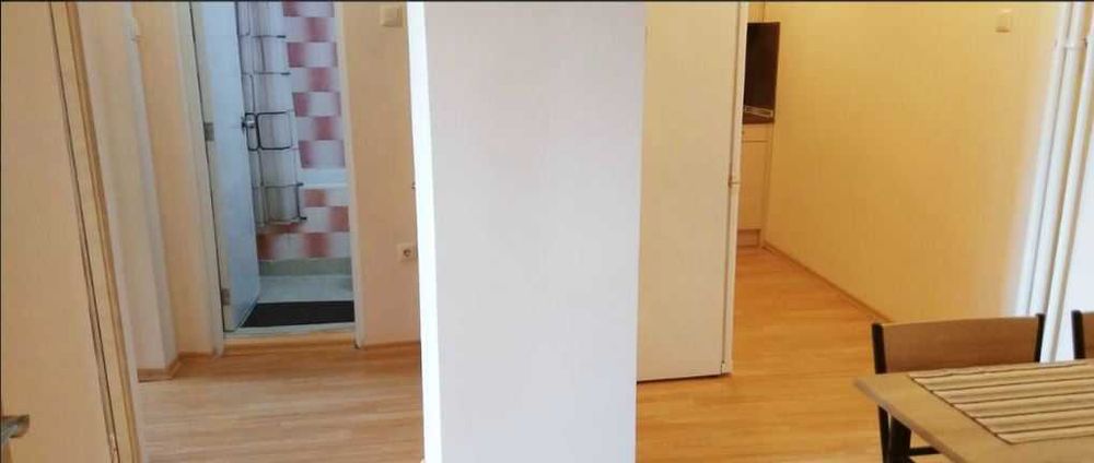 Дава се под наем Двустаен апартамент в Бургас, Зорница - 65 кв.м за 190 € - Снимка #2