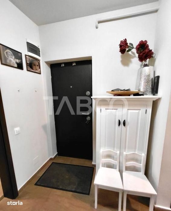 Apartament cu 2 camere decomandat de vanzare in Borhanci cu terasa