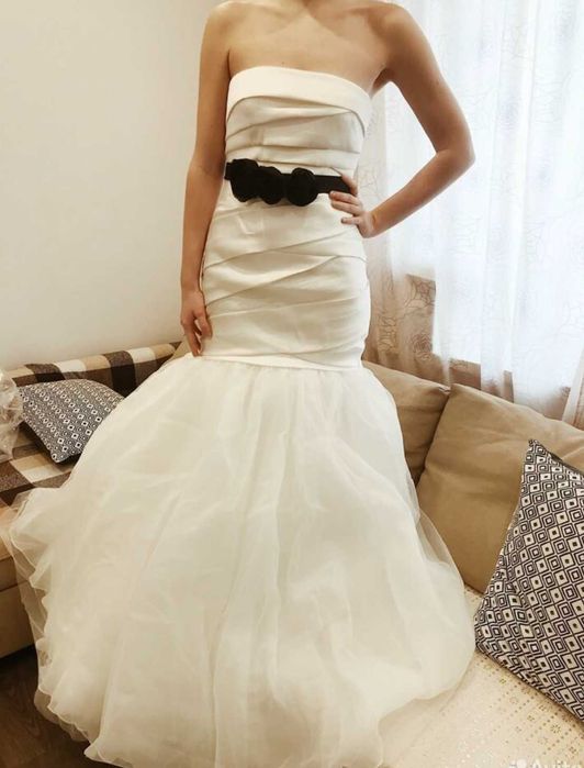 Vera wang платье свадебное новое размер M, 44 оригинал из Америки