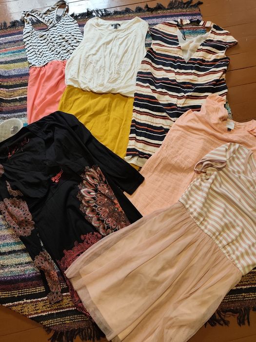 Лот рокли L, Desigual, Mango, общо 20euro