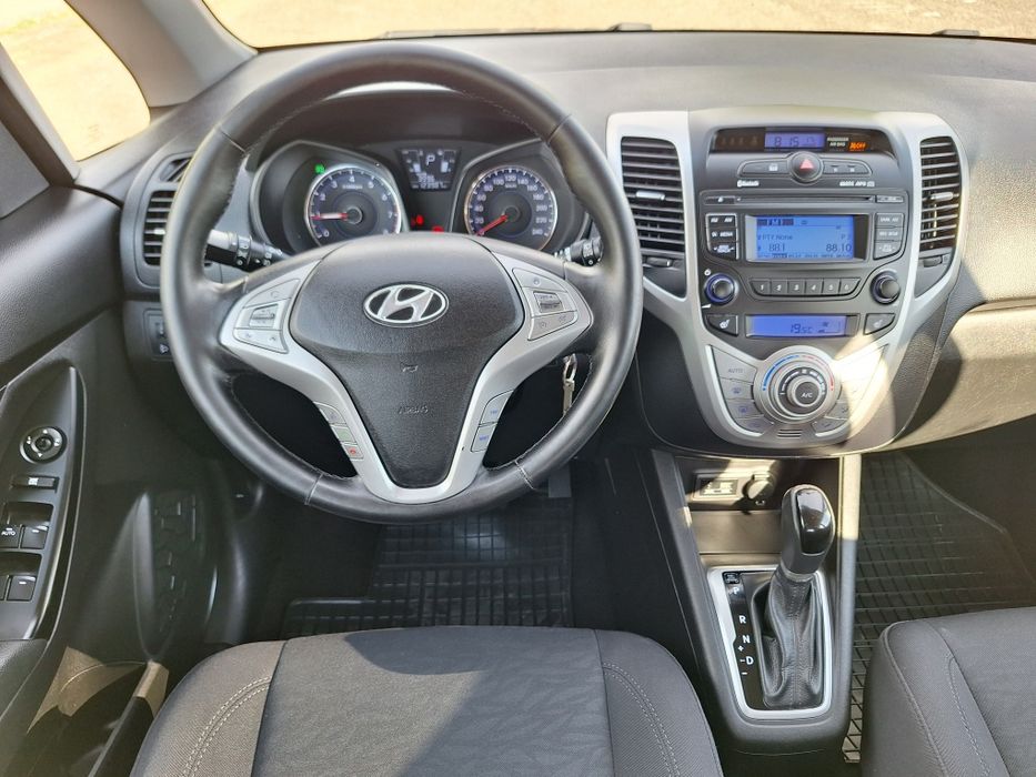 Hyundai ix 20 Automată Benzină 1.6 136 cp 2016 E6