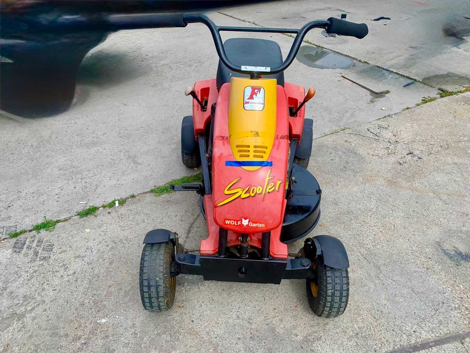 Тракторна моторна косачка SCOOTER SV4