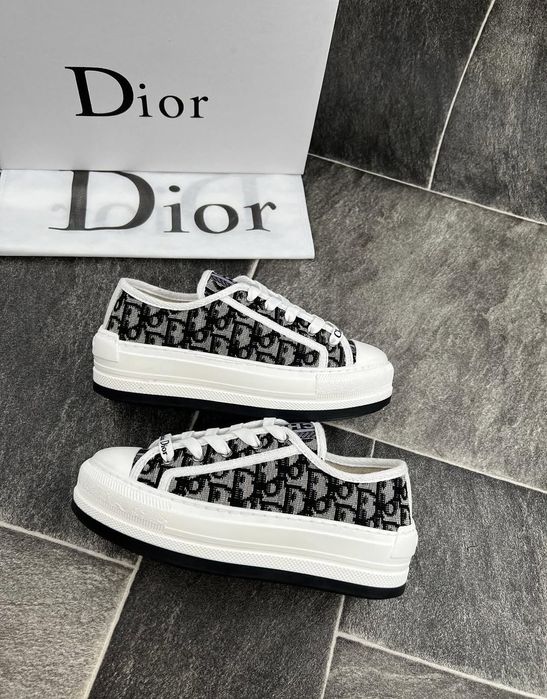 Дамски  обувки  Dior