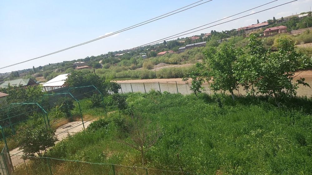 Дачага ер, 5 сотих. Чирчик дарйоси бойида