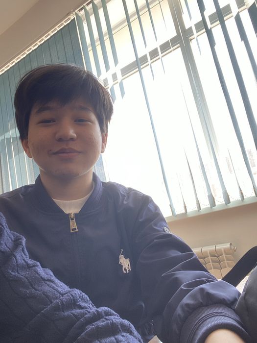 кофта и полузамок продам