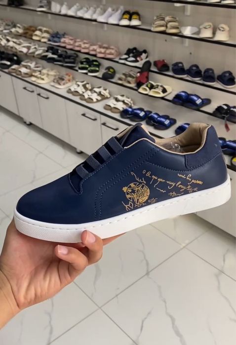 Красовка, туфли йенги хар хили бор