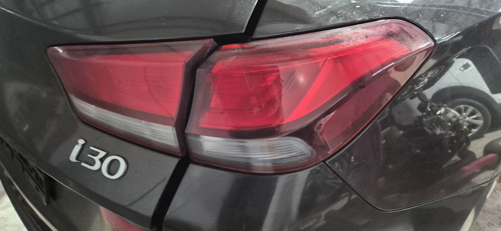 portbagaj hyundai i30 gde 1.0t-gdi aripa usa stanga dreapta stop volan maner bara navigatie