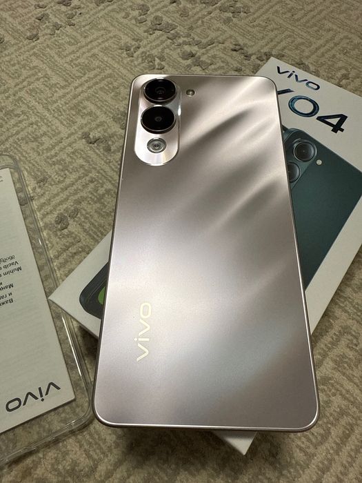 Телефон Vivo YO4