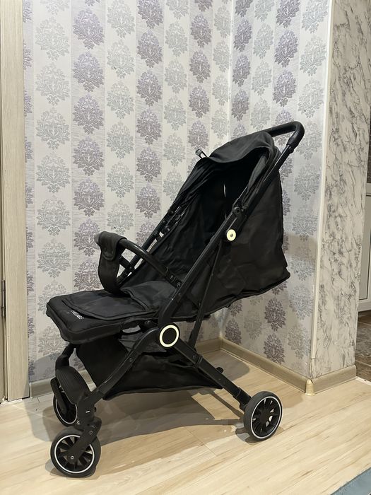 Коляска в хорошеи состоянии