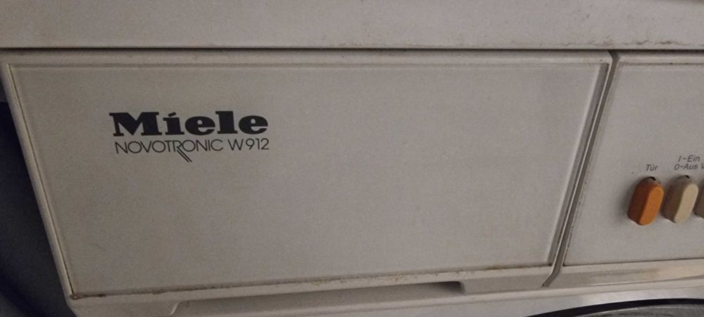 Пералня Miele W912