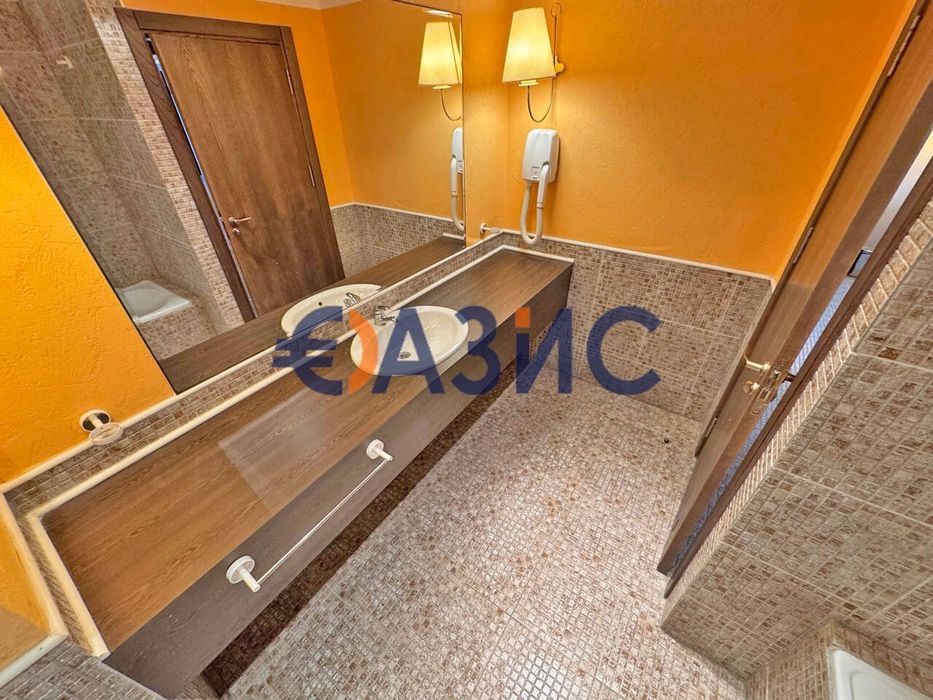 Продава се Двустаен апартамент в к.к. Слънчев бряг - 89 кв.м за 1124 €/кв.м - Снимка #10