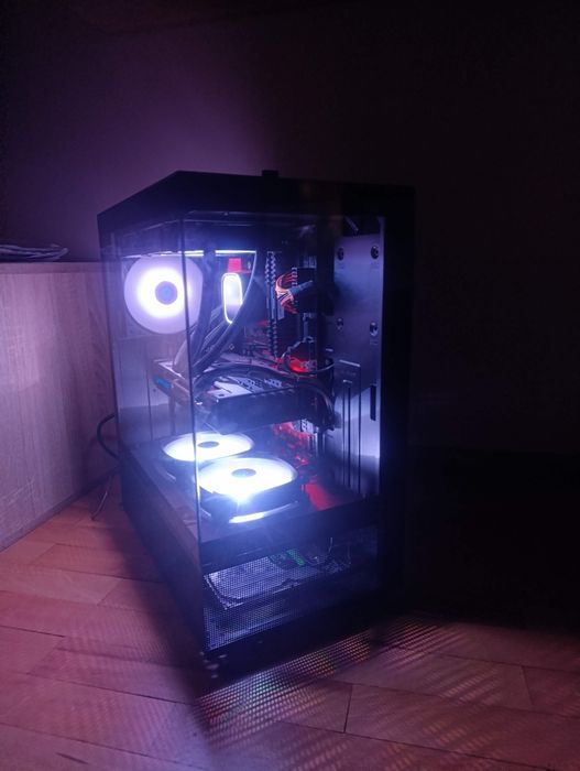 Геймърски компютър, Ryzen 7 2700x, 16 Gb/RX 580 8GB