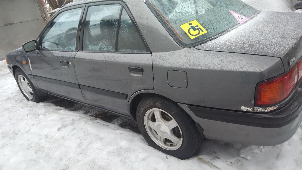 Продам мазду 323