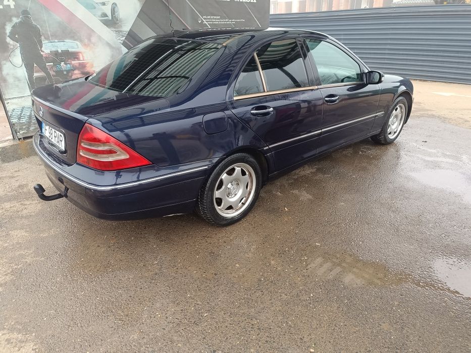 Vând/schimb Mercedes c220 cdi