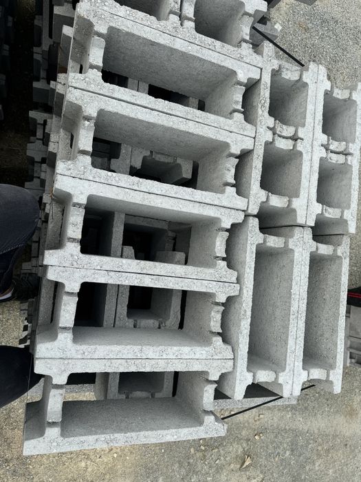 Boltari beton producator