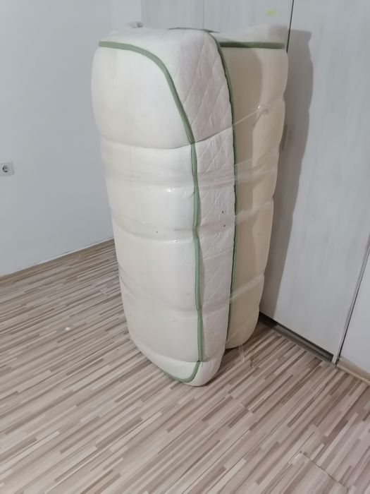 Легло с размер 190/140 с подартк матрак