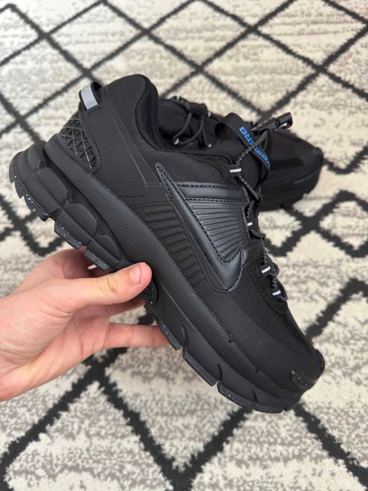 Nike Zoom Vomero Roam Triple Black Marimea 43 Noi Fara Cutie Impermeabil Ploaie Munte