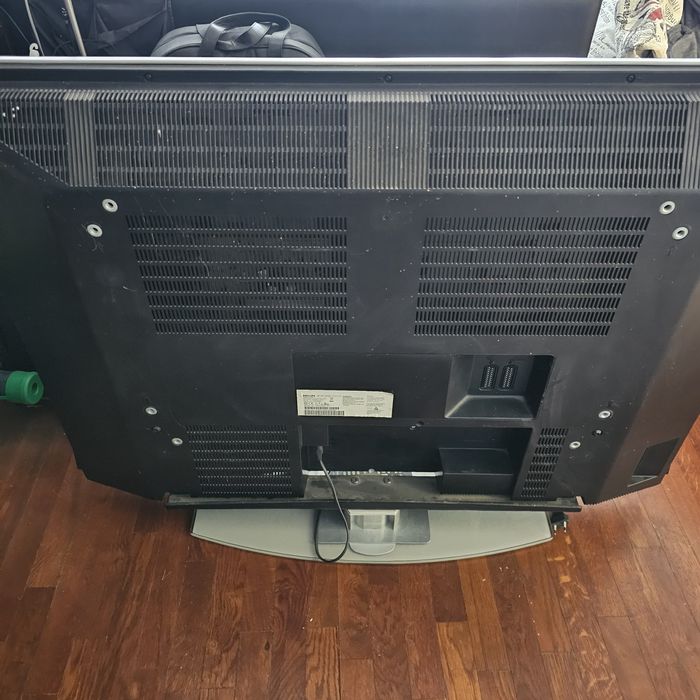 Продавам Philips 42” LCD телевизор – HD Ready, 2x HDMI, работещ