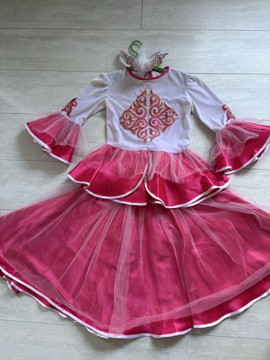 Наурыз платье р.9-11 лет