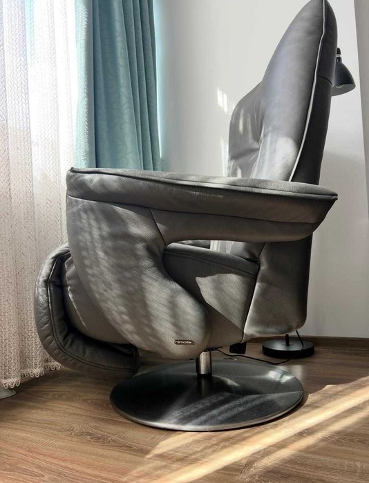 Fotoliu rabatabil electric Himolla