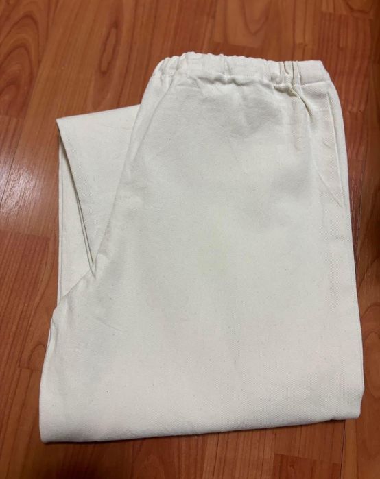 Pantaloni barbati fabricati in Romania