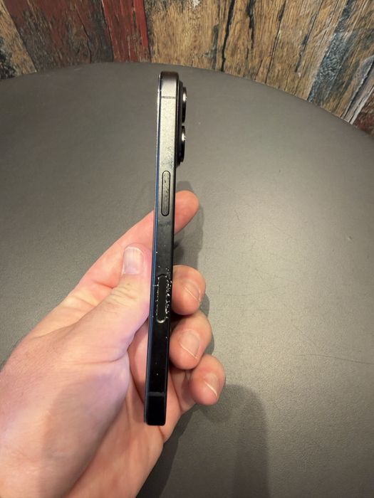 iPhone 16 black 128Gb • baterie 89% • neverlocked