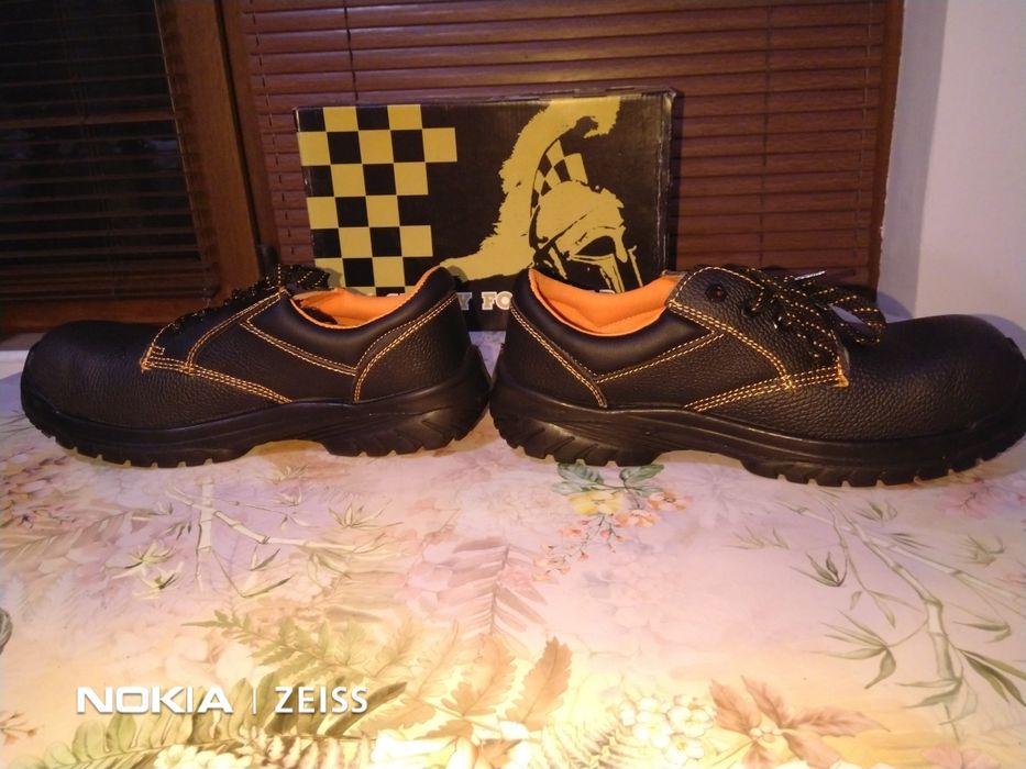 Работни обувки летни