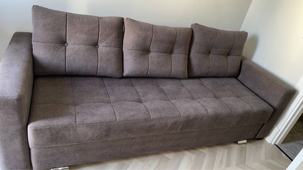 Мебель для гостиной стиралка и стол