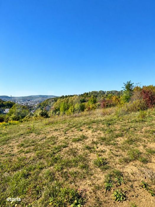 Teren intravilan, 650 mp, zona Est