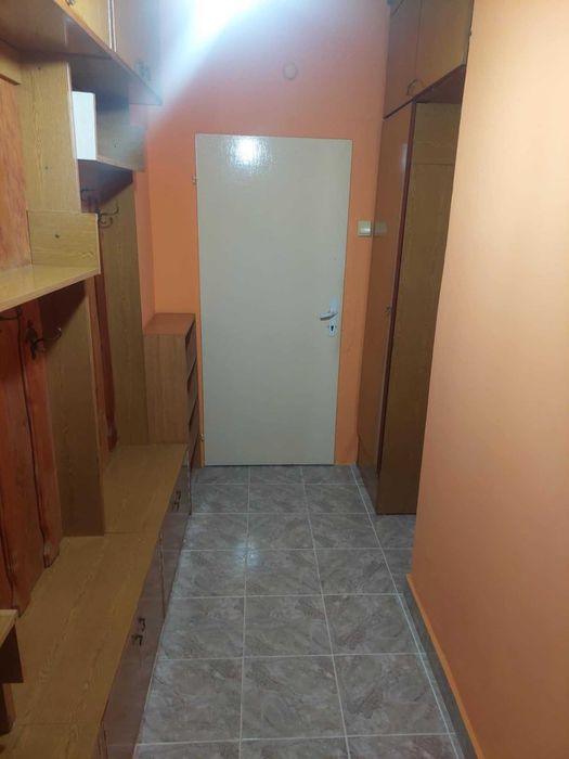 Дава се под наем Двустаен апартамент в Сливен, Даме Груев - 64 кв.м за 229.5 € - Снимка #2